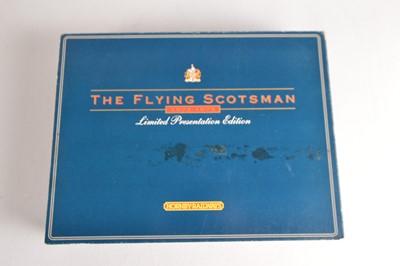 Lot 166 - Hornby (Margate) 00 Gauge boxed R098 The Flying Scotsman 1972-1975 Limited Presentation Set with two Tenders