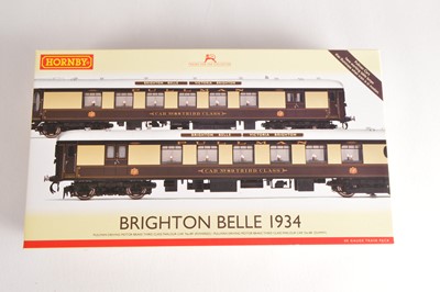 Lot 169 - Hornby (China) 00 Gauge boxed R2987 Brighton Belle 1934 Train Pack