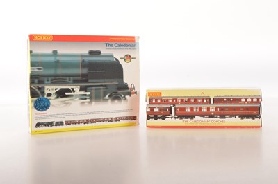 Lot 196 - Hornby (China) 00 Gauge boxed The Caledonian Train Pack and Caledonian Coach Pack (2 packs)