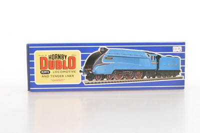 Lot 210 - Hornby (China) Hornby-Dublo Special Edition R3972 LNER blue Class A4 4900 'Gannet' Locomotive and Tender