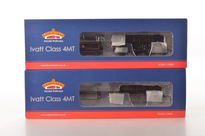 Lot 260 - Bachmann 00 gauge boxed BR black Ivatt Class 4MT 2-6-0 Locomotive and Tender (2)