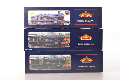 Lot 267 - Bachmann 00 gauge boxed BR Early Emblem Hall Class Locomotives and Tenders (3)