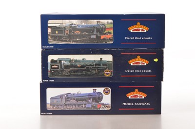 Lot 268 - Bachmann 00 gauge boxed BR Late Crest Hall Class Locomotives and Tenders  and BR Standard Class 4MT Tank (3)