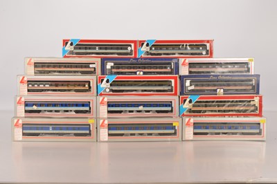 Lot 322 - Lima OO Gauge BR Coaching Stock (14)