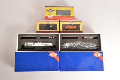 Lot 369 - Heljan and Oxford Rail OO Gauge Diesel Locomotives and Goods Wagons, (5)