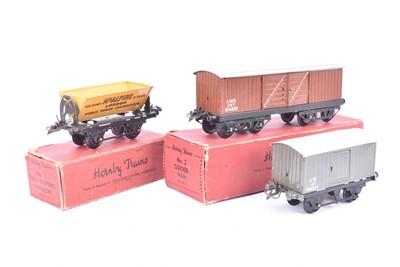 Lot 124 - Hornby 0 Gauge early Post-war wagons