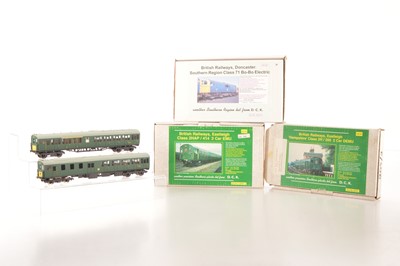 Lot 393 - DC Kits OO Gauge Constructed DMU and Two Unmade Kits (3)
