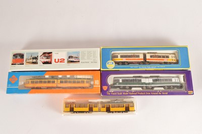 Lot 518 - American and Continental HO Gauge Trolley Cars/Trams (5)