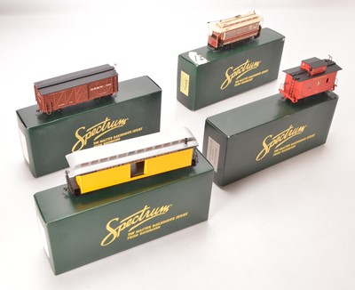 Lot 540 - Bachmann Spectrum ON30 Gauge United Traction Street Car and Freight Stock (4)