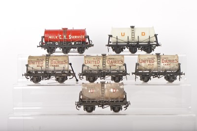 Lot 586 - Kit built 0 Gauge Fine scale Group of 4/6 wheel Milk Tankers (6)