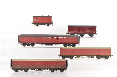 Lot 599 - Slaters and other Plastic bodied 0 Gauge Finescale rolling stock (5)