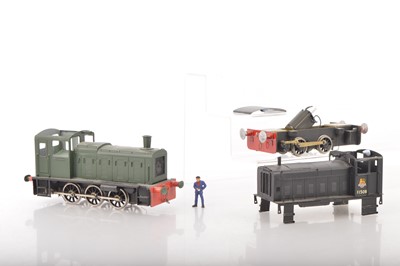 Lot 604 - Right Price and other manufacturer 0 Gauge Finescale part Kitbuilt diesel Locomotives (2)