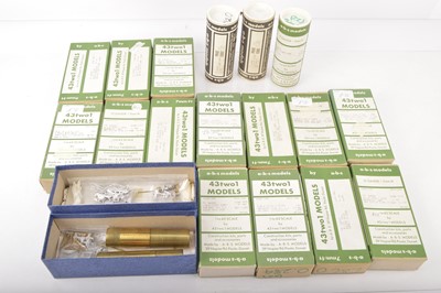 Lot 628 - A.B.S /Majestic Models 0 Gauge Finescale group of wagon Kits (19)