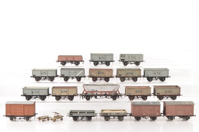 Lot 642 - Slaters and other commercial manufacturers 0 Gauge Finescale  Kitbuilt metal and plastic bodied BR Goods Wagons (18)