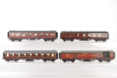Lot 657 - Scratch/Kitbuilt 0 Gauge Finescale group of LMS Passenger coaches (4)