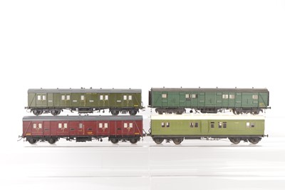 Lot 660 - Scratch/Kitbuilt Slaters 0 Gauge Finescale group of SR Rolling stock (4)