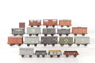 Lot 663 - Slaters and other commercial manufacturers 0 Gauge Finescale mixed group of metal & plastic Kitbuilt Goods wagons (17)