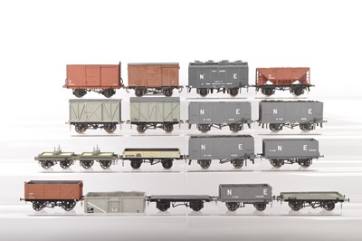 Lot 667 - Slaters and other commercial manufacturers 0 Gauge Finescale mixed group of Kitbuilt Goods wagons (17)