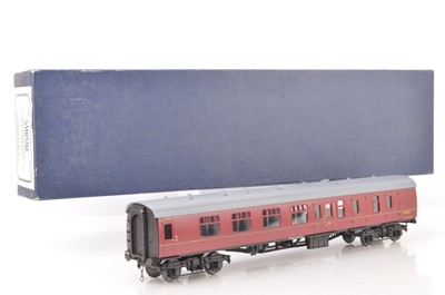 Lot 678 - Skytrex or similar 0 Gauge Finescale BR maroon western region Brake end side corridor coach