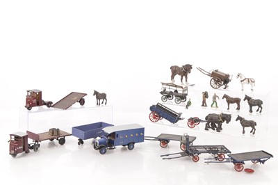 Lot 683 - White metal group of 0 Gauge 7mm scale railway related early road vehicles and horse and carts (11)
