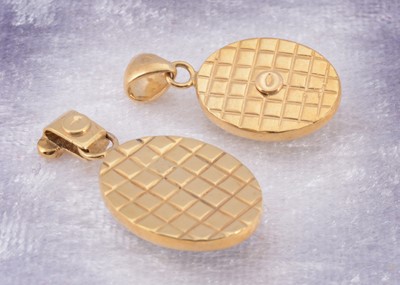 Lot 5 - A 9ct gold coral drop pendant