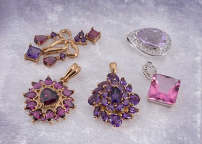 Lot 8 - A collection of 9ct gold amethyst pendants