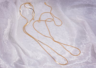 Lot 25 - A 9ct gold fine link necklace