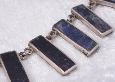 Lot 45 - A Mexican lapis lazuli silver fringe necklace