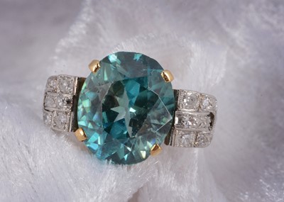 Lot 54 - An art deco zircon and diamond dress ring