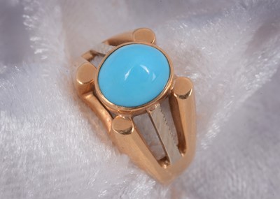 Lot 57 - A Middle Eastern turquoise signet ring