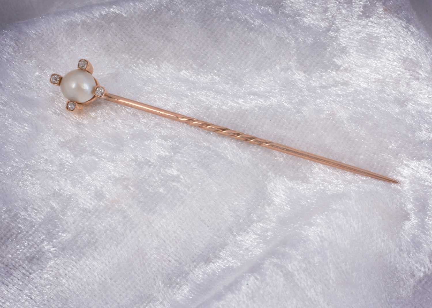 Lot 65 - A 19th Century pearl and diamond stick pin