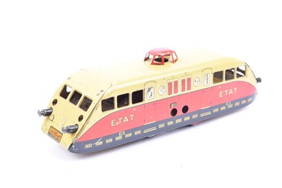 Lot 164 - French Hornby 0 Gauge Electric ETAT red and cream Autorail Car with Look out