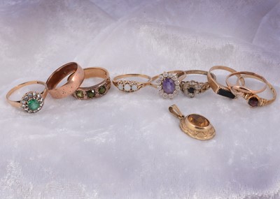 Lot 166 - A collection of 9ct gold rings and a pendant