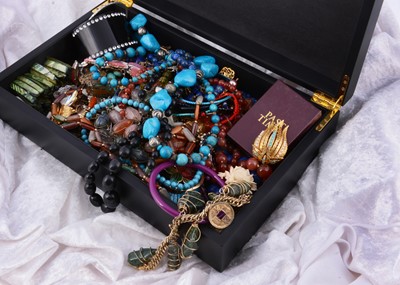 Lot 179 - A collection of bead necklaces