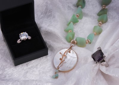 Lot 192 - A silver paste set solitaire dress ring