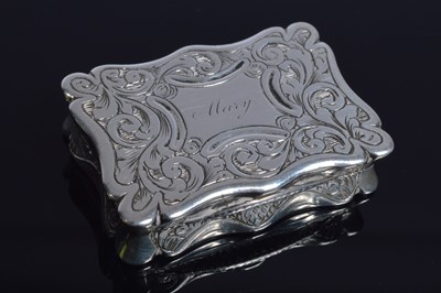 Lot 335 - An early Victorian silver vinaigrette by Edward Smith