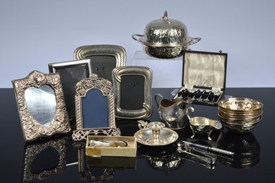Lot 370 - A c1960s silver photograph frame and various silver plated items