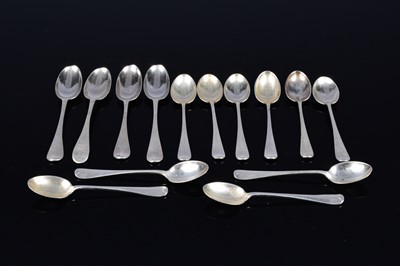 Lot 386 - A collection of Georgian and later coffee spoons
