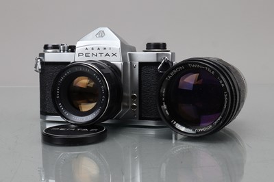 Lot 22 - An Asahi Pentax S1a SLR Camera