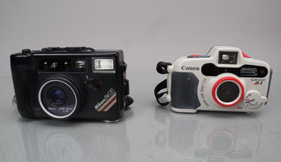 Lot 134 - Two Compact Underwater Cameras