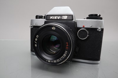Lot 164 - a Kiev 19 SLR Camera