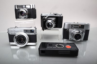 Lot 179 - A Group of Various Cameras