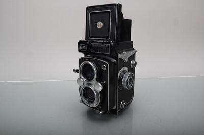 Lot 188 - A Yashica-Mat EM TLR Camera