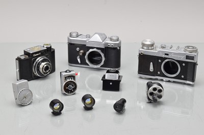 Lot 290 - Soviet Camera Accessories