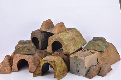 Lot 239 - Hornby 0 Gauge pre-war No 2 card and tin Tunnels and Cuttings