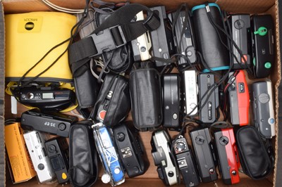 Lot 383 - A Tray of Compact Cameras