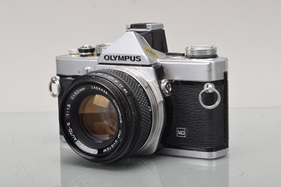 Lot 406 - An Olympus OM-1n SLR Camera