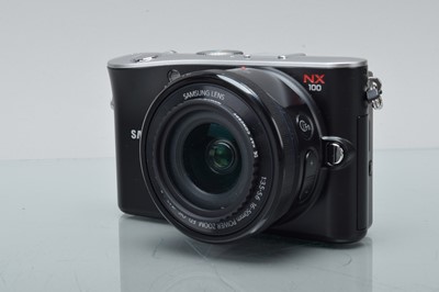 Lot 422 - A Samsung NX 100 Digital Camera