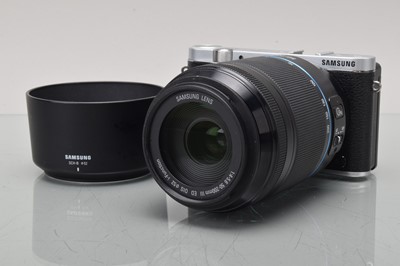 Lot 424 - A Samsung NX 3000 Digital Camera