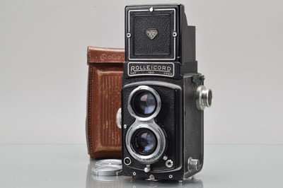 Lot 432 - A Rolleicord III TLR Camera